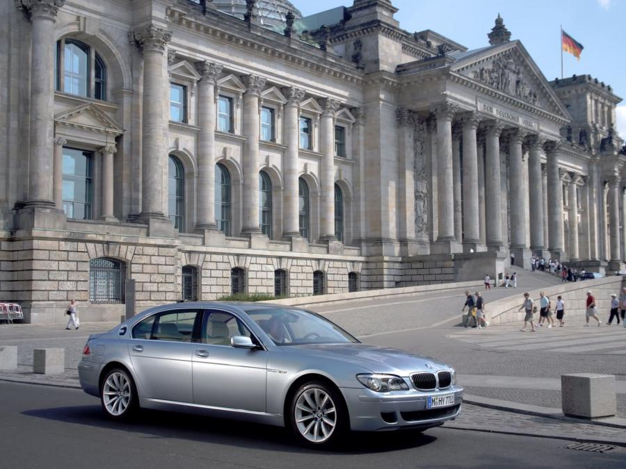  BMW Hydrogen 7 2006 года  (фото 57 из 73)